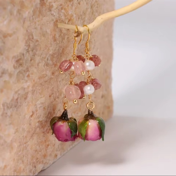 Pink Rosebud Drop Earrings
Romantic Boho Style - Picture 3 of 12